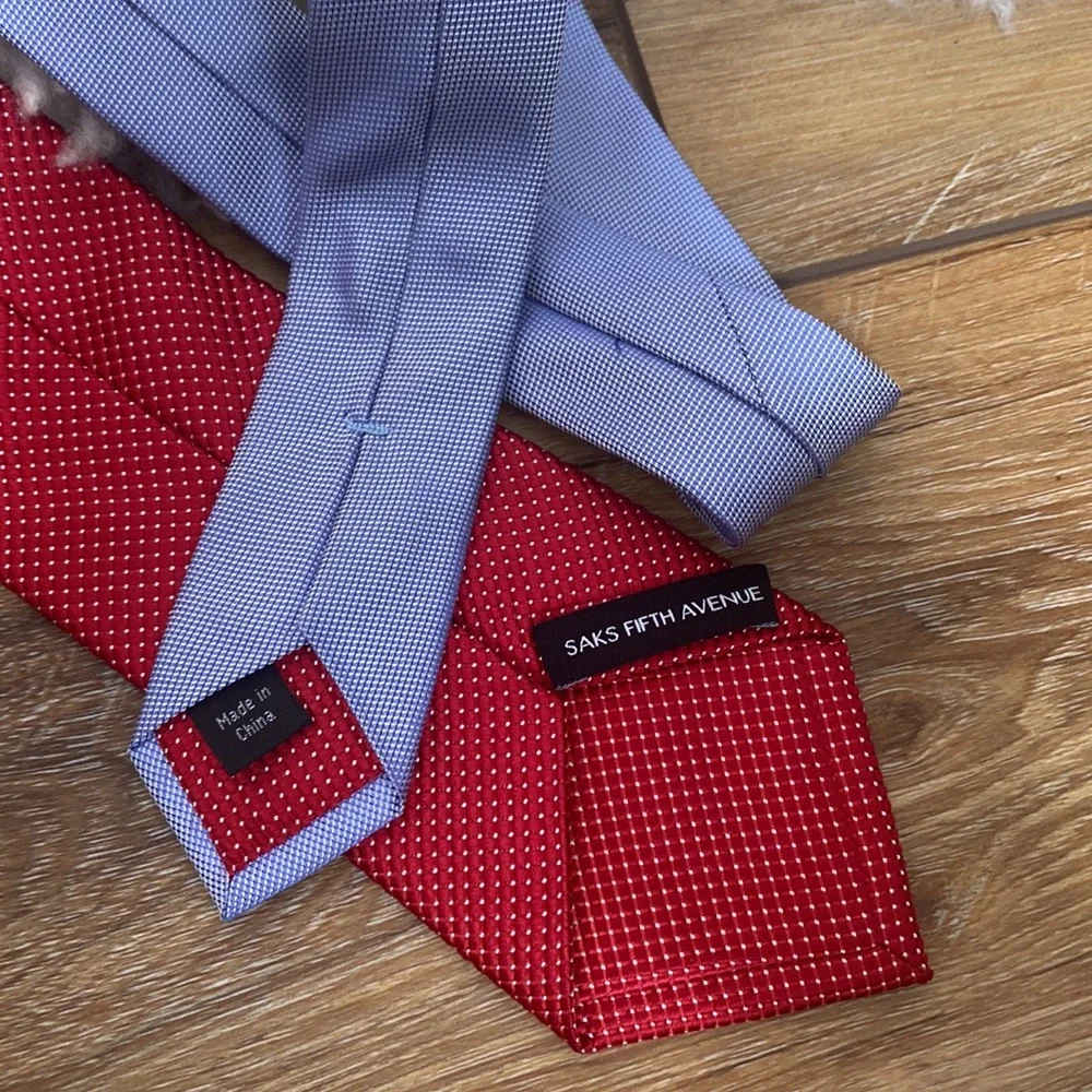 Saks Fifth‎ Avenue Polka Dot Tie